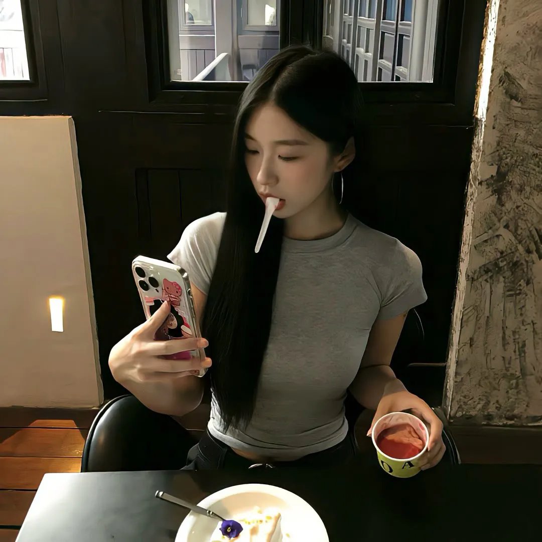蕾哈娜内衣秀4